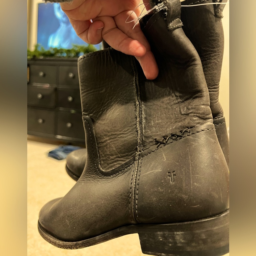 FRYE Boots!! Size 7